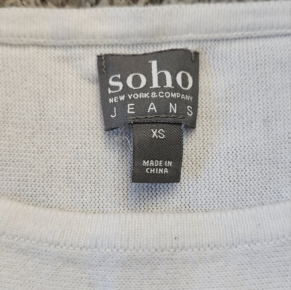 New York and Company XS SWEATER - Picture 2 of 5